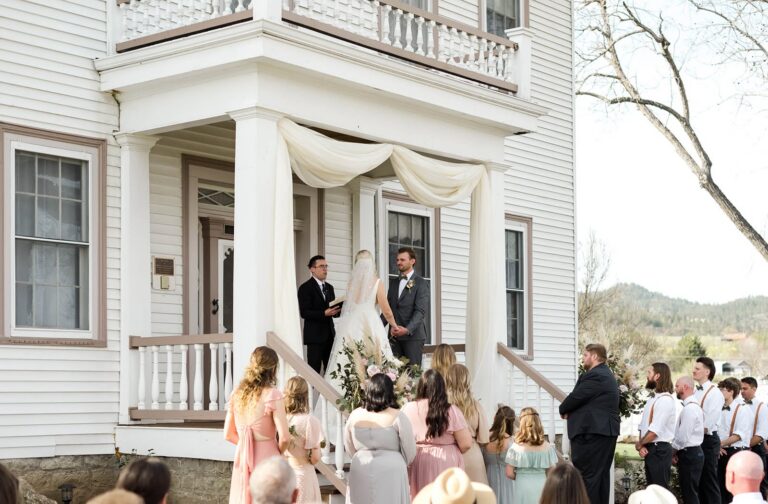 Bybee wedding, Bybee Estate