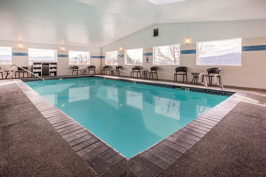 LaQuinta GP, Super 8 by Wyndham Central Point – Medford