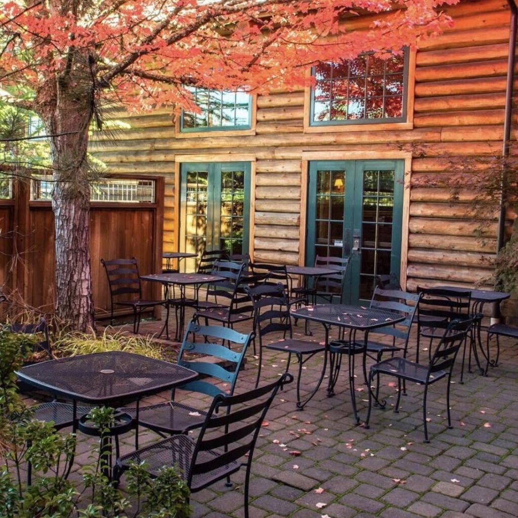Lodge@RS, The Lodge at Riverside