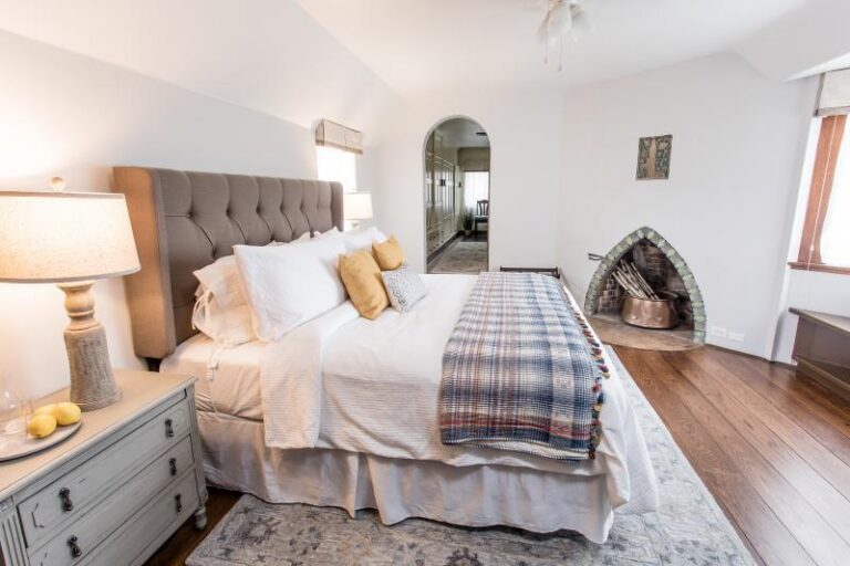HB Maple Suite, The Inn and Vineyard Cottage at Hummingbird Estate