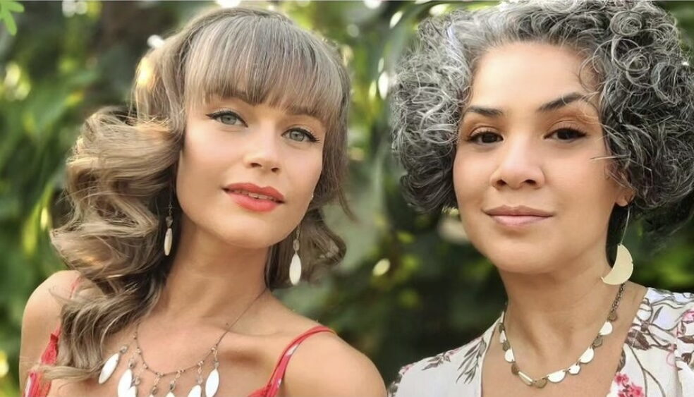 Live Music: Shae & Jenni