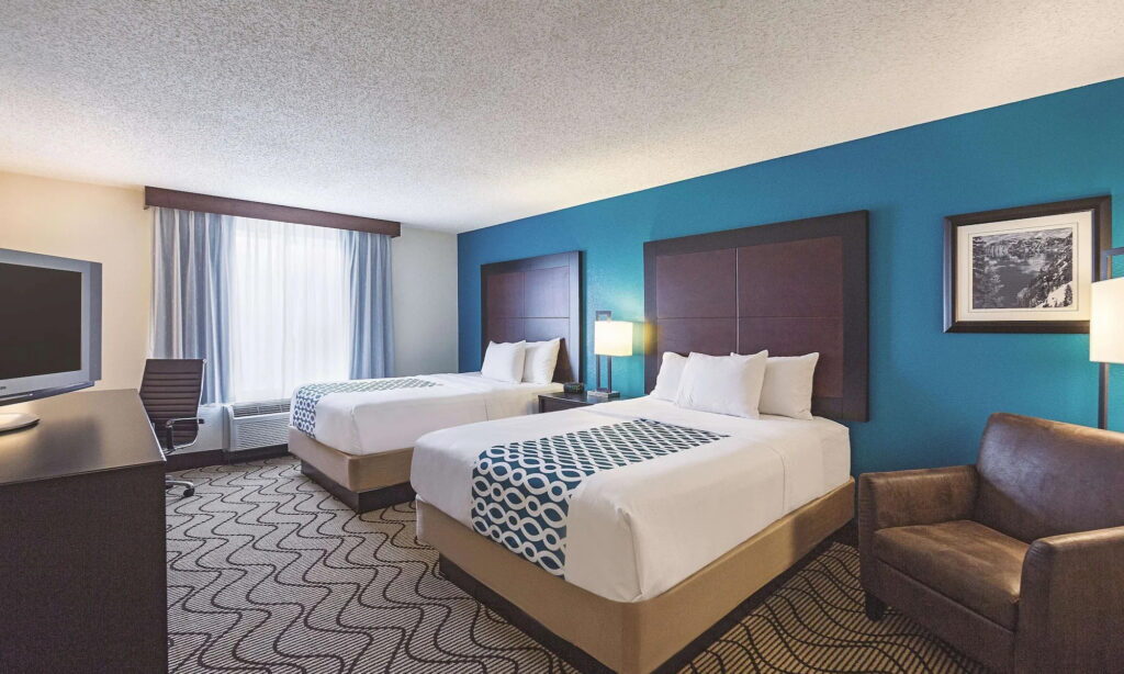 Spark by Hilton Central Point Medford